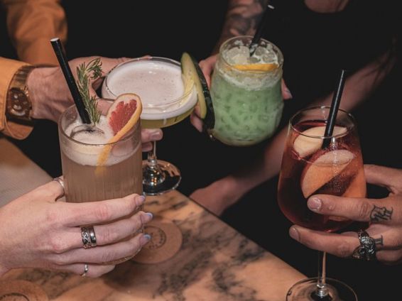 Pinguin Bar San Antonio